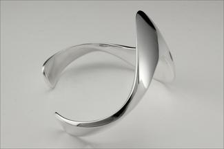 Leblanc.silver forged bracelet